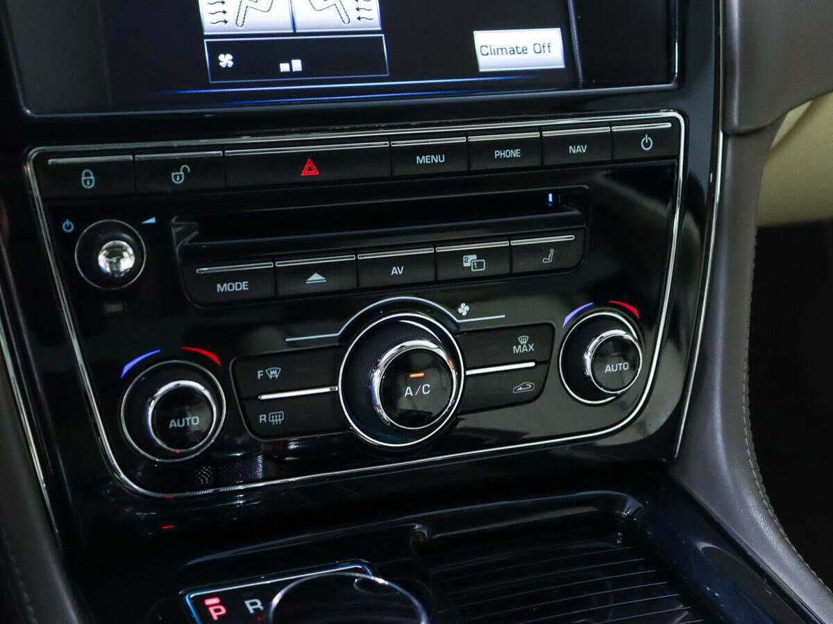 Jaguar XJ б/у, 2012, Автоматическая. Фото: #21