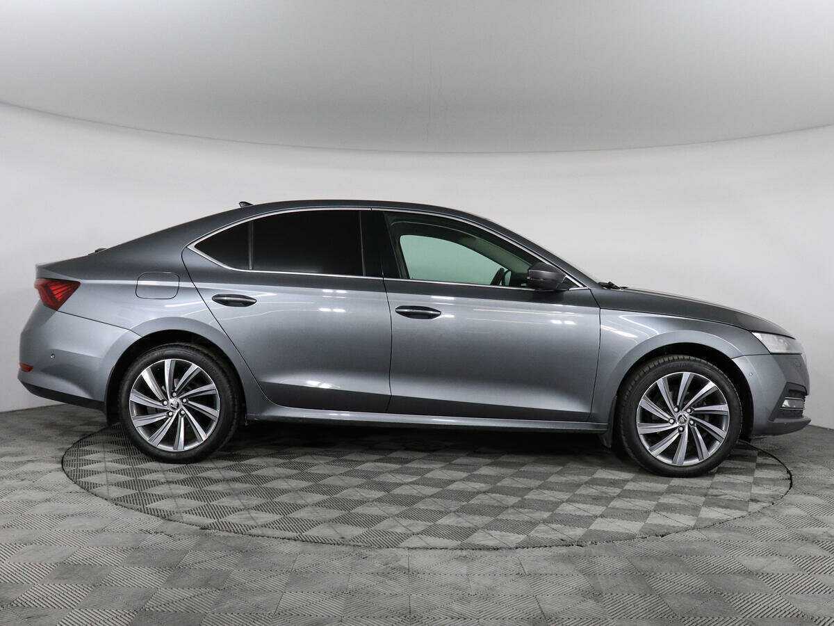 Skoda Octavia б/у, 2020, Автоматическая. Фото: #3