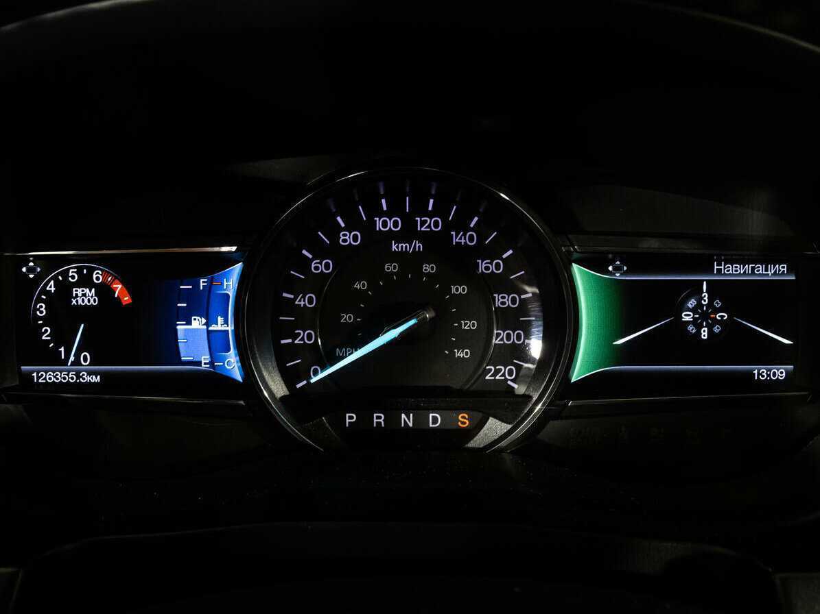 Ford Explorer б/у, 2017, Автоматическая. Фото: #23