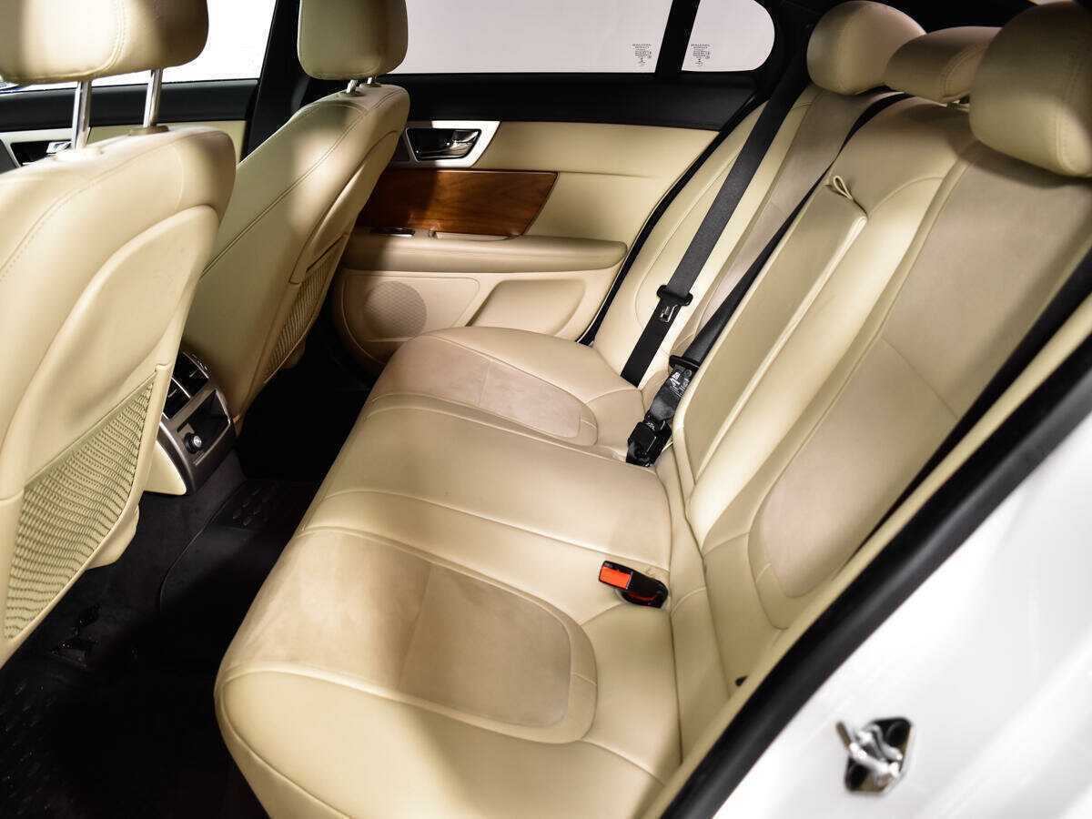 Jaguar XF б/у, 2014, Автоматическая. Фото: #9