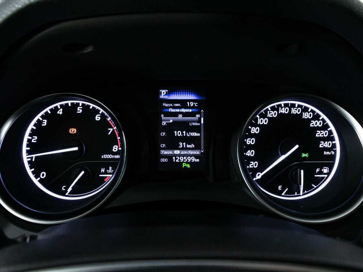 Тойота Камри б/у, 2018, Автоматическая. Фото: #11