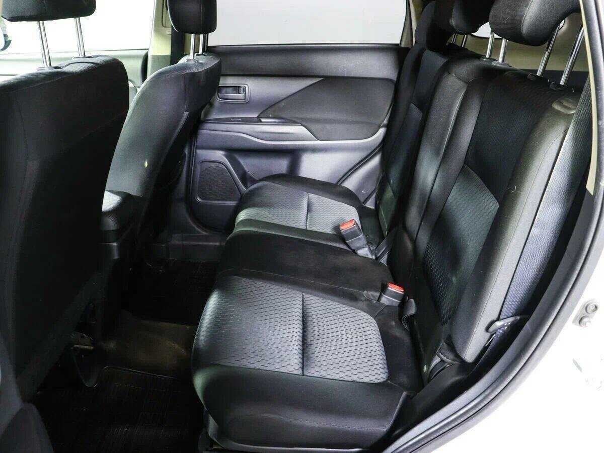 Mitsubishi Outlander б/у, 2012, Вариатор. Фото: #6