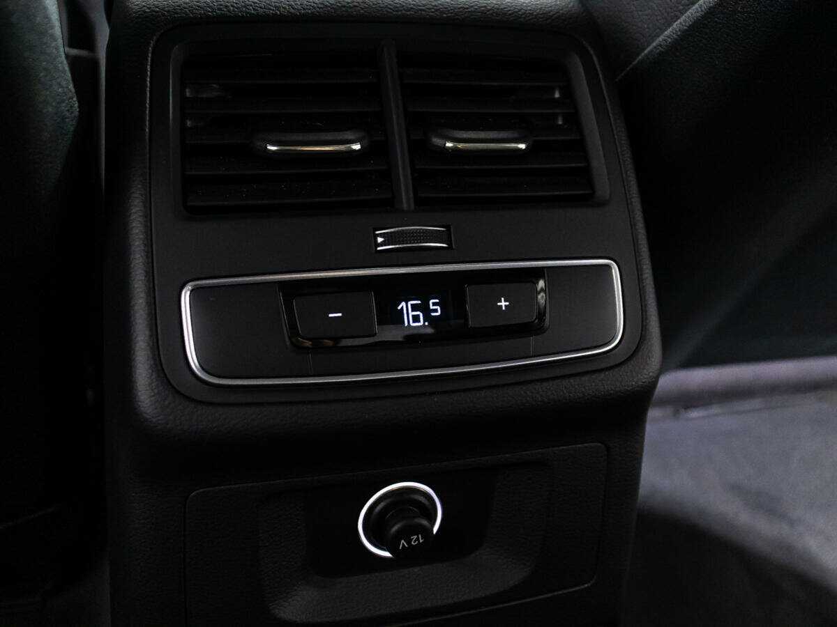 Audi A4 б/у, 2016, Роботизированная. Фото: #18