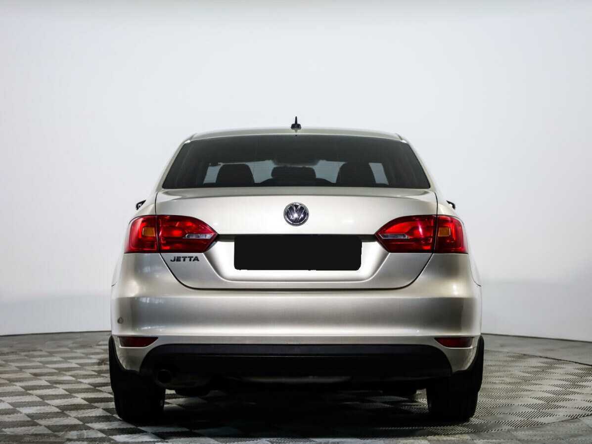 Volkswagen Jetta б/у, 2012, Механическая. Фото: #4