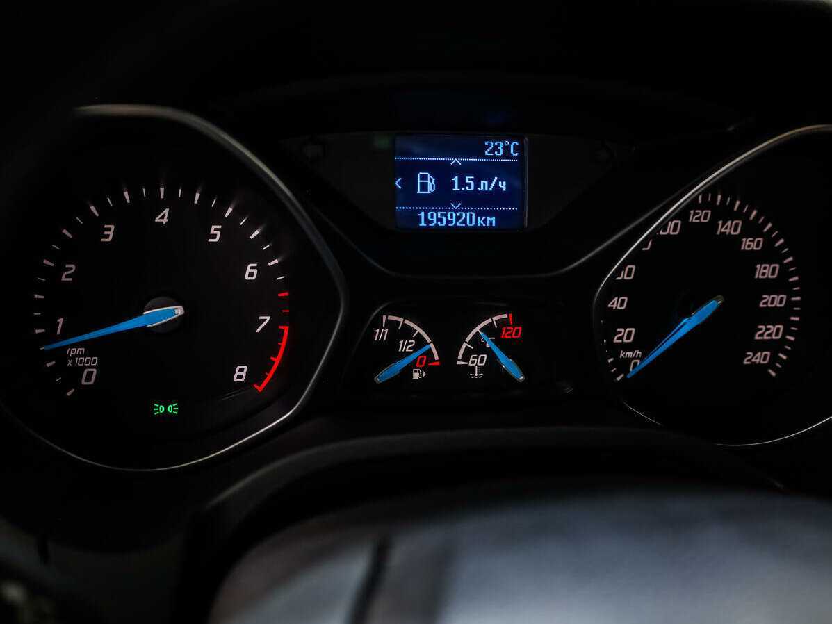 Ford Focus б/у, 2013, Механическая. Фото: #15