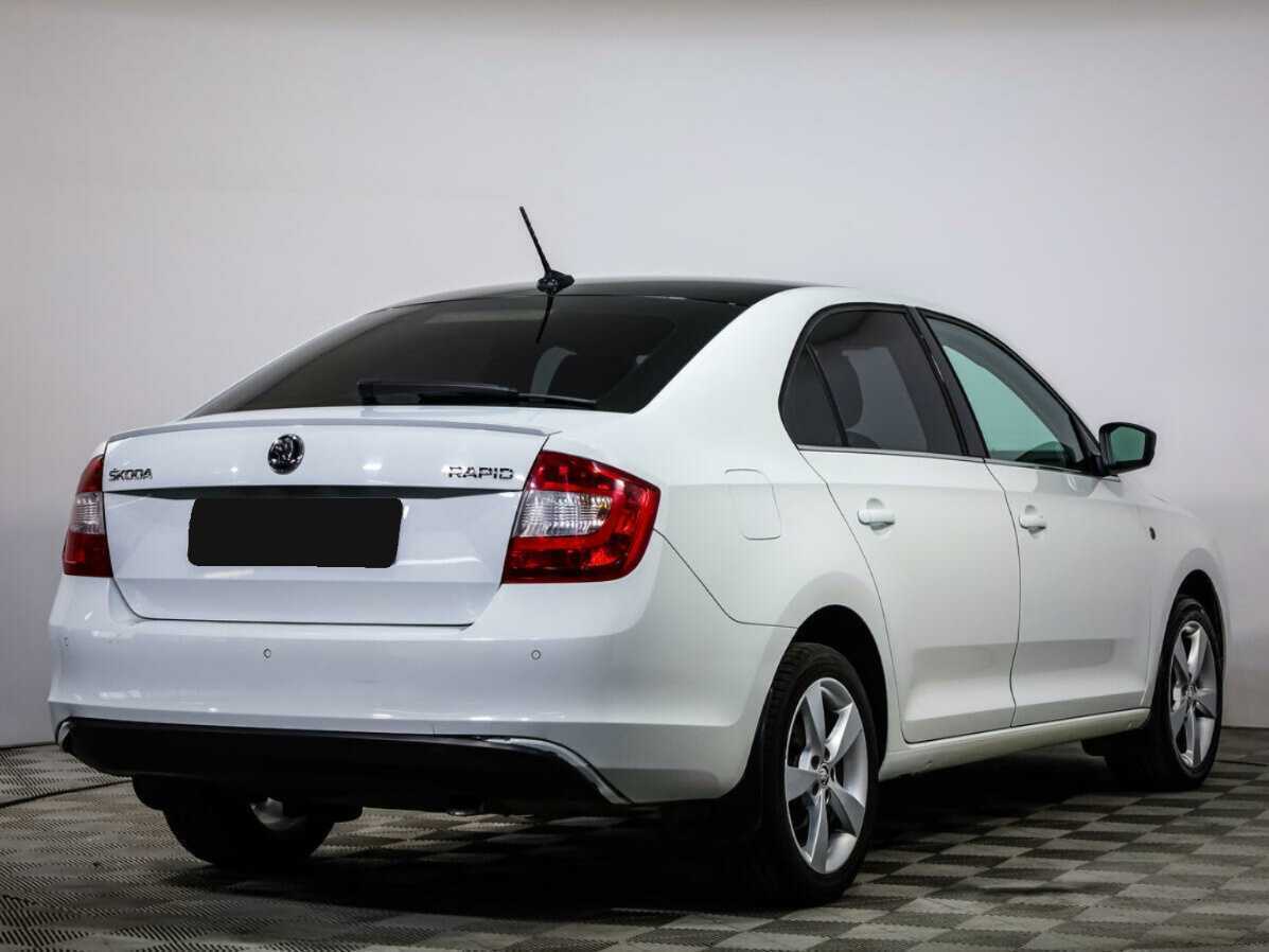 Skoda Rapid б/у, 2017, Роботизированная. Фото: #3