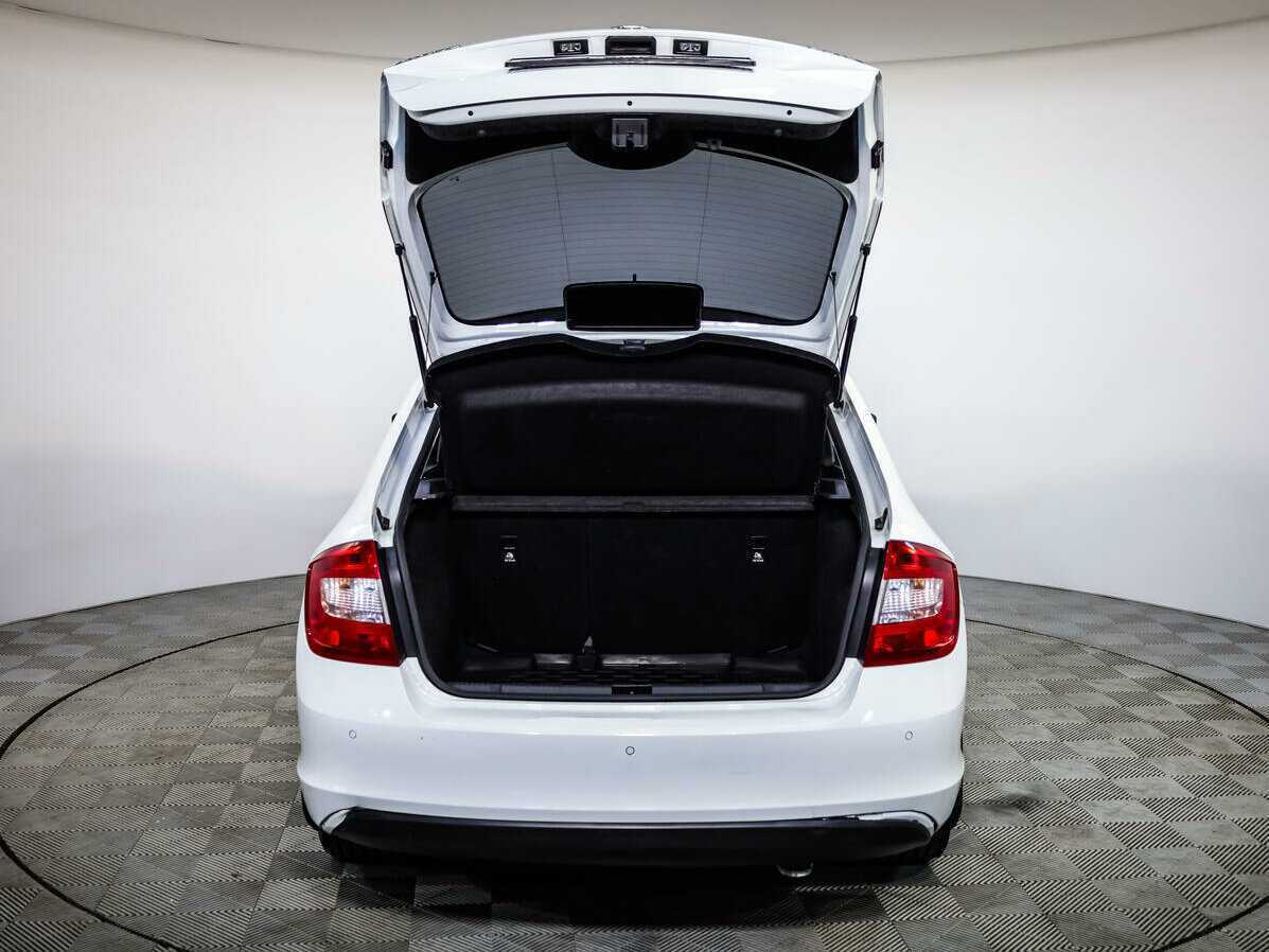 Skoda Rapid б/у, 2017, Роботизированная. Фото: #16