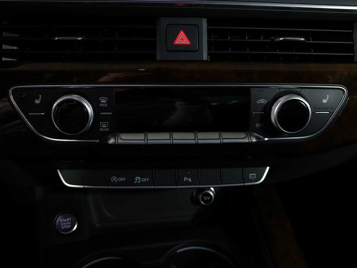 Audi A4 б/у, 2016, Роботизированная. Фото: #21