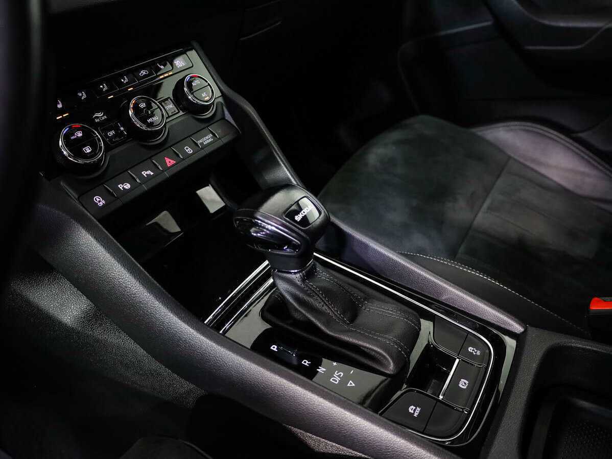 Skoda Karoq б/у, 2021, Автоматическая. Фото: #18