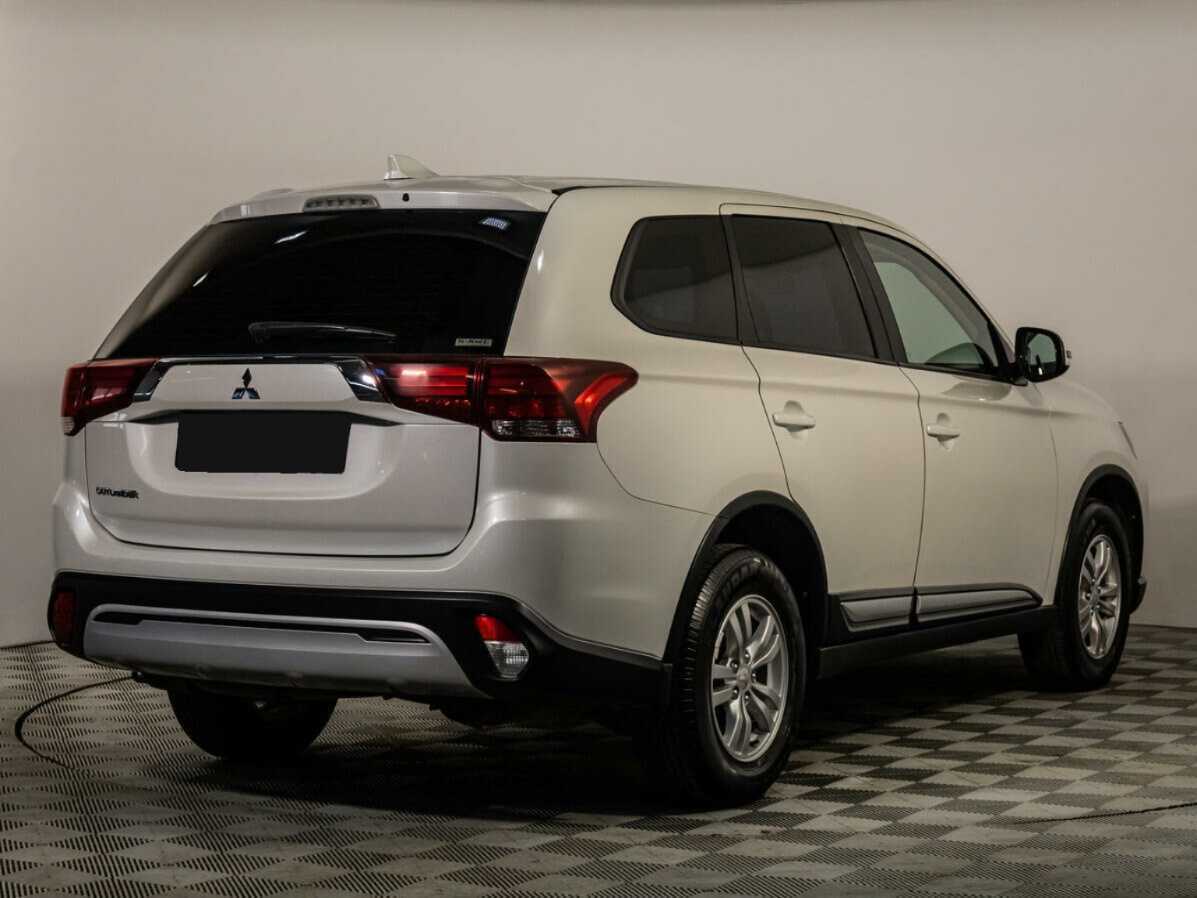 Mitsubishi Outlander б/у, 2020, Вариатор. Фото: #3