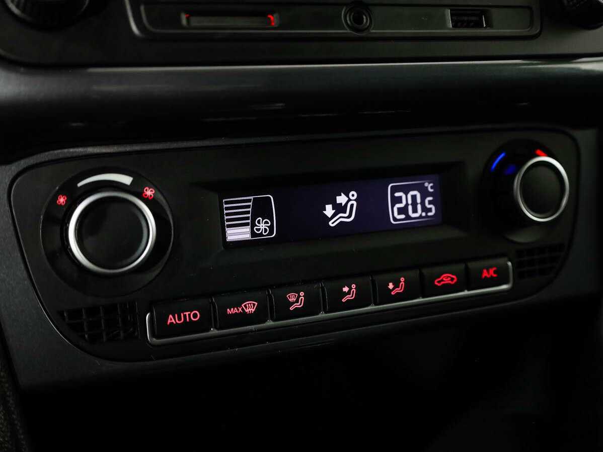 Volkswagen Polo б/у, 2020, Автоматическая. Фото: #13