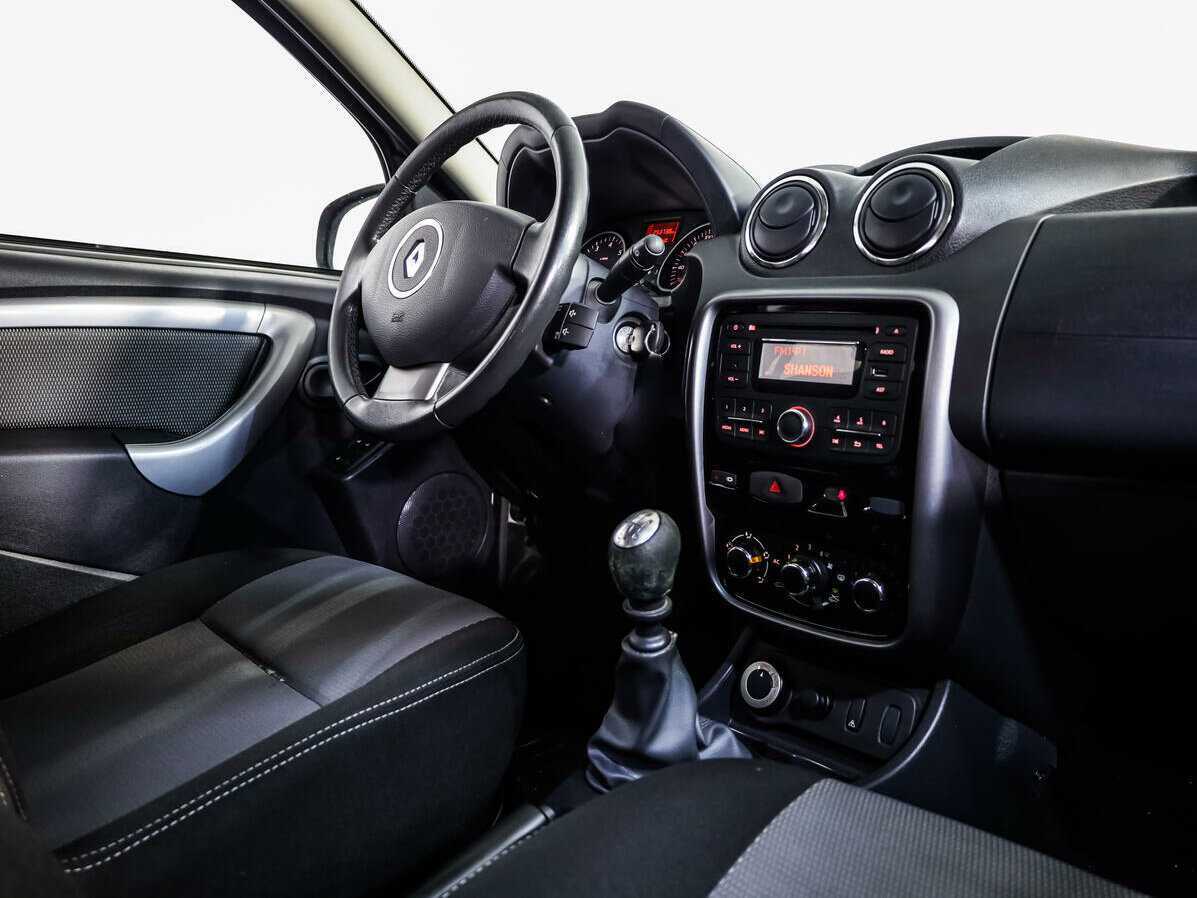 Renault Duster б/у, 2013, Механическая. Фото: #7