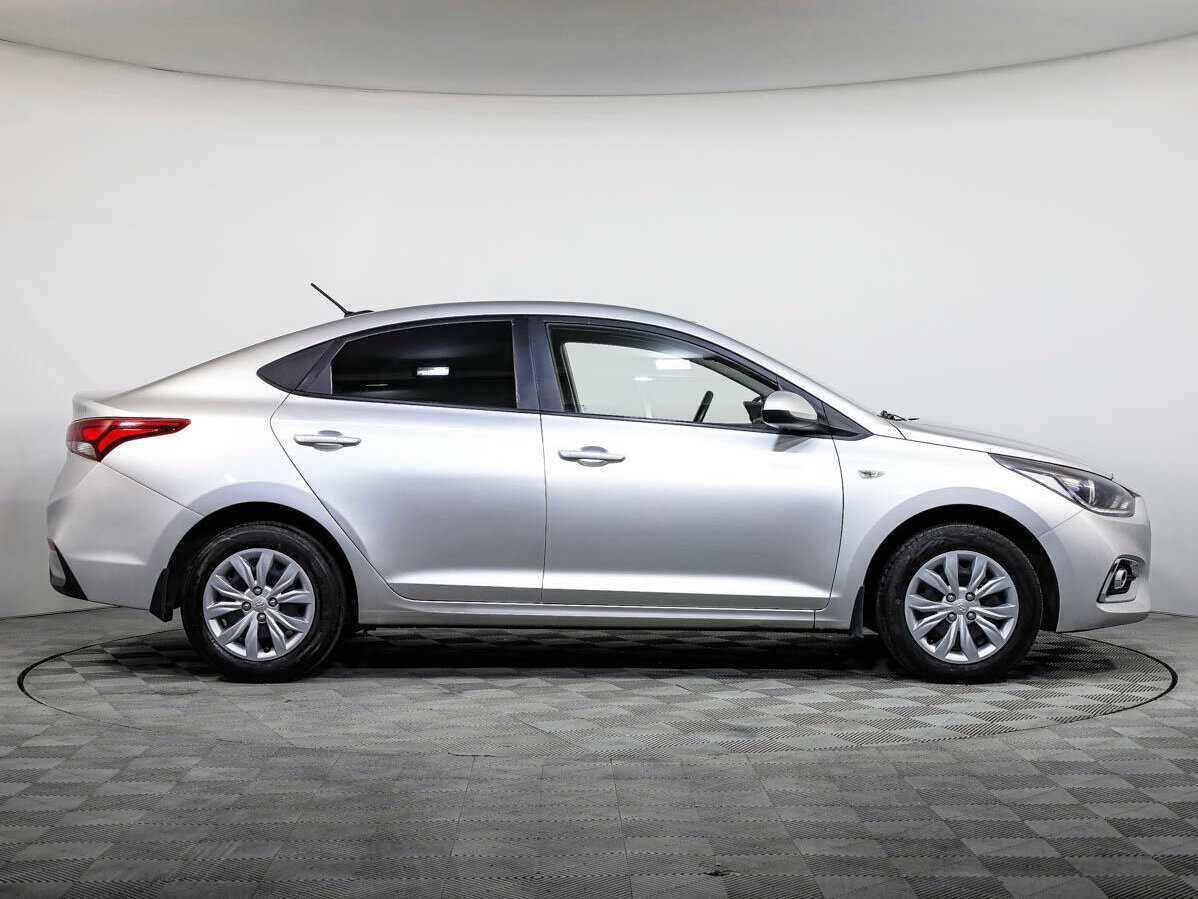 Hyundai Solaris б/у, 2018, Автоматическая. Фото: #2