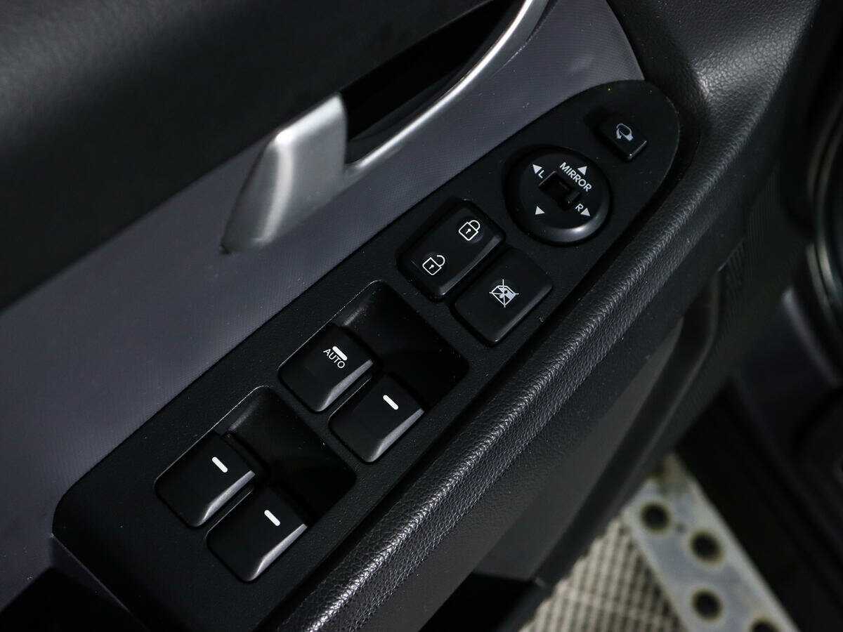Kia Sportage б/у, 2012, Автоматическая. Фото: #18