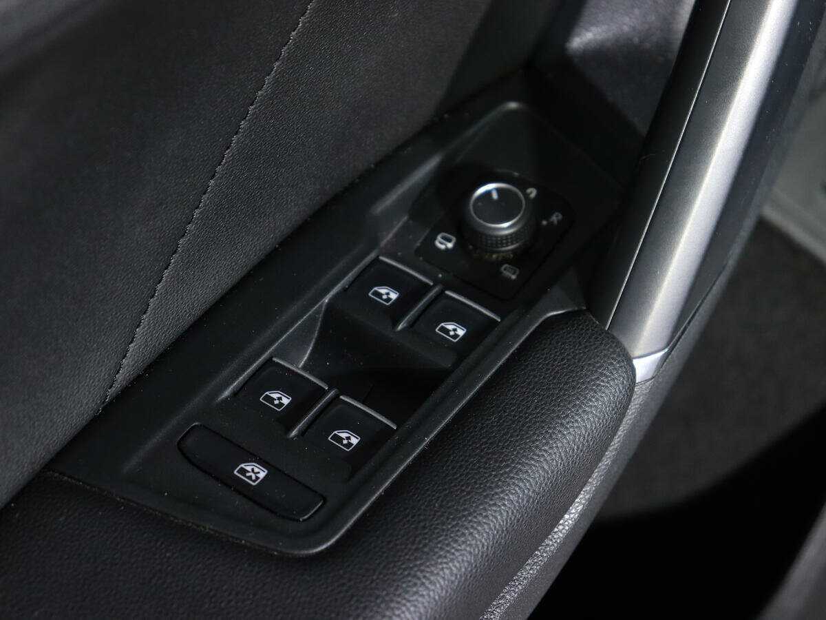 Фольксваген Тигуан б/у, 2018, Роботизированная. Фото: #14