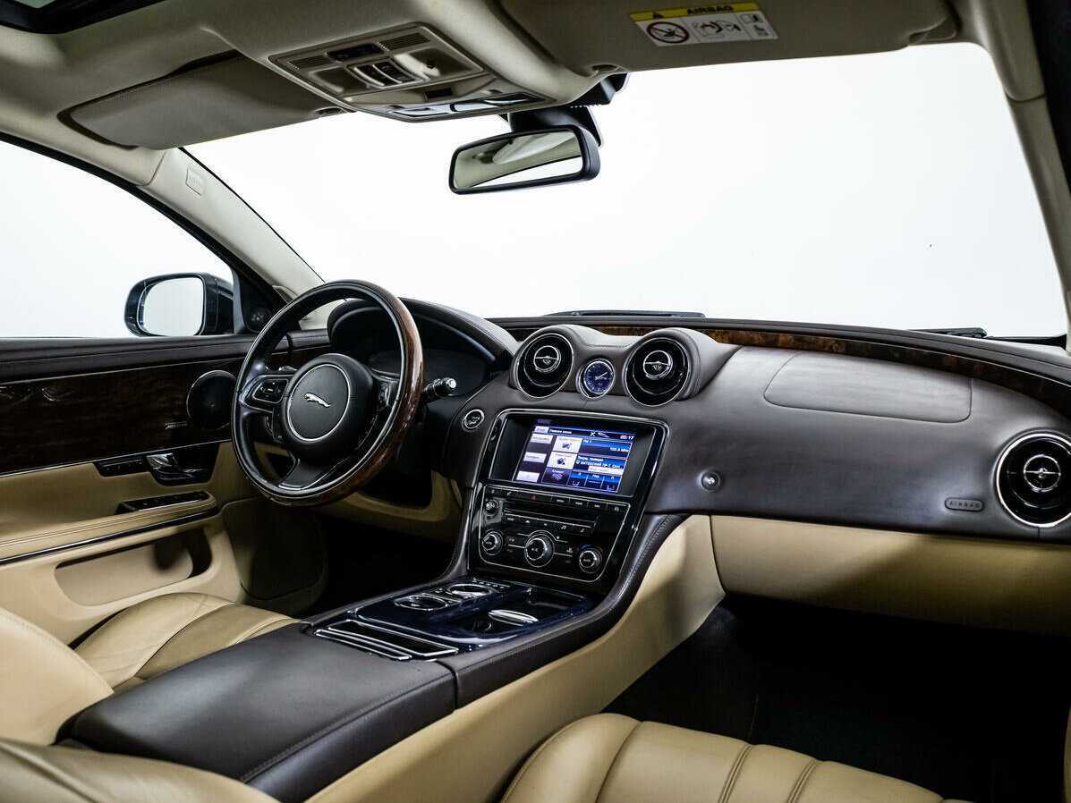 Jaguar XJ б/у, 2013, Автоматическая. Фото: #8