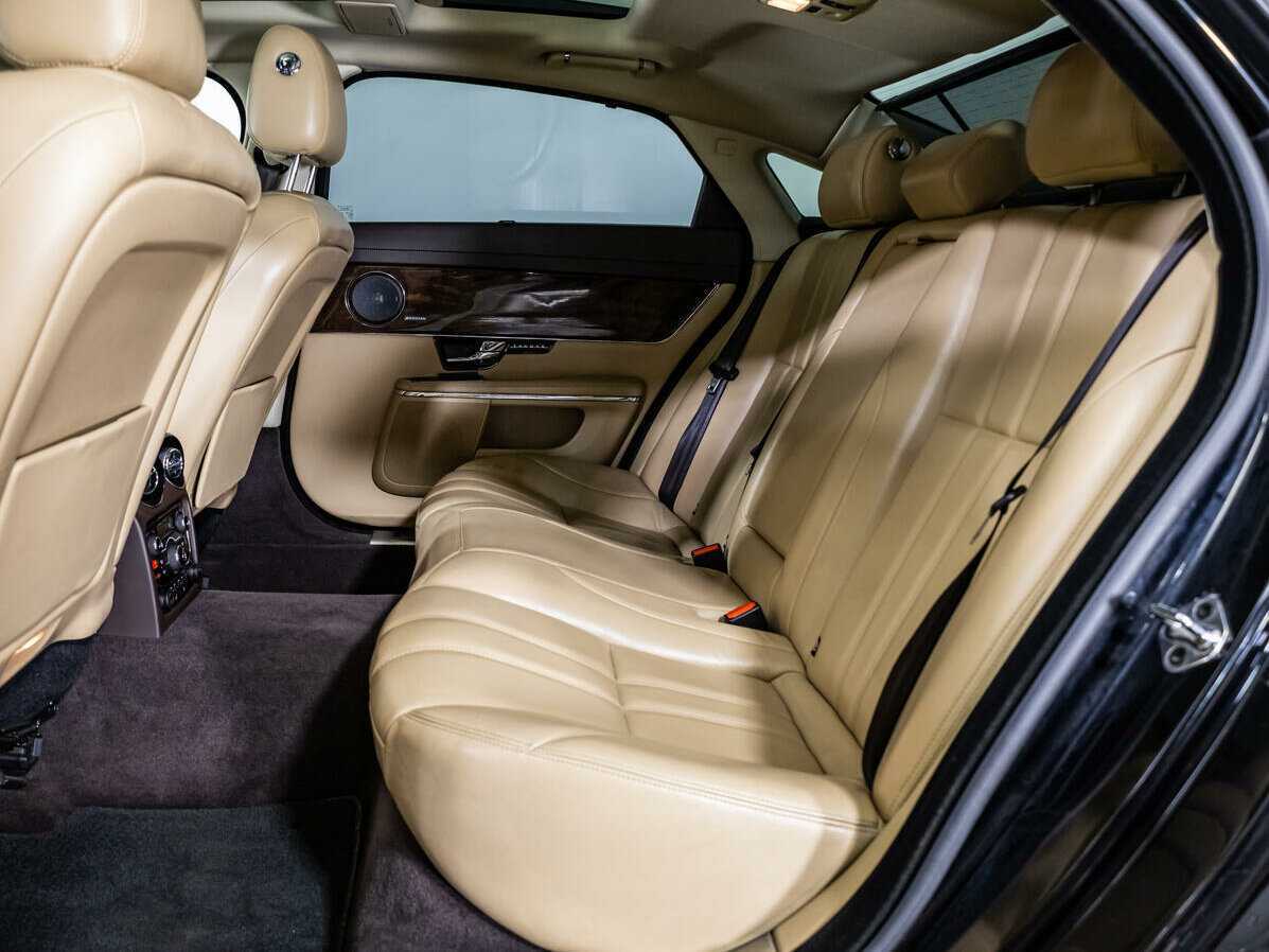 Jaguar XJ б/у, 2013, Автоматическая. Фото: #9