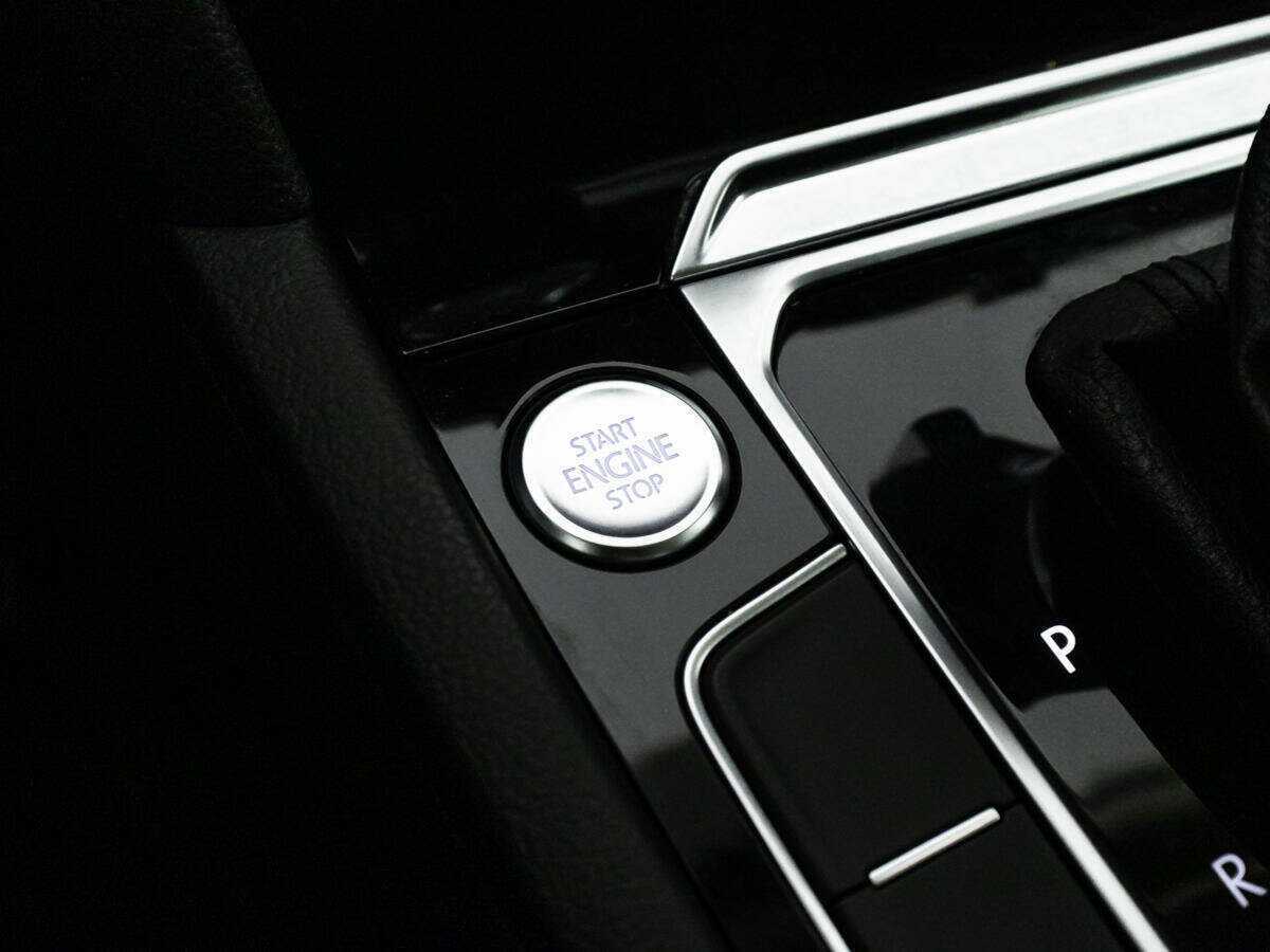 Фольксваген Пассат б/у, 2017, Роботизированная. Фото: #16