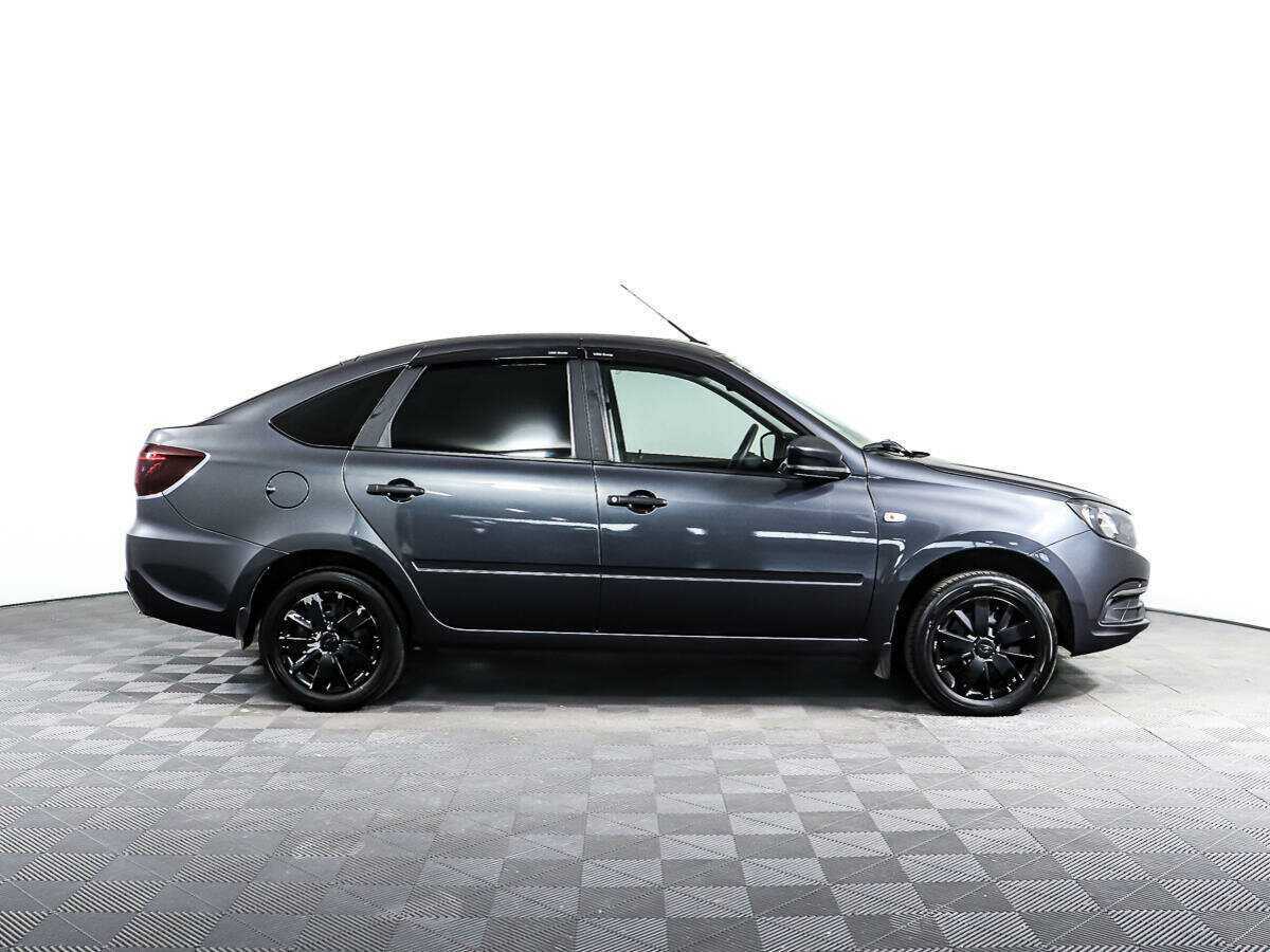 Lada (ВАЗ) Granta б/у, 2022, Механическая. Фото: #2