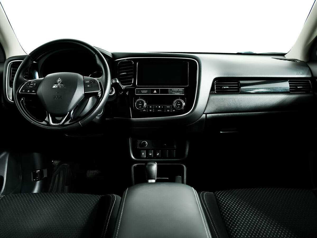 Mitsubishi Outlander б/у, 2019, Вариатор. Фото: #10