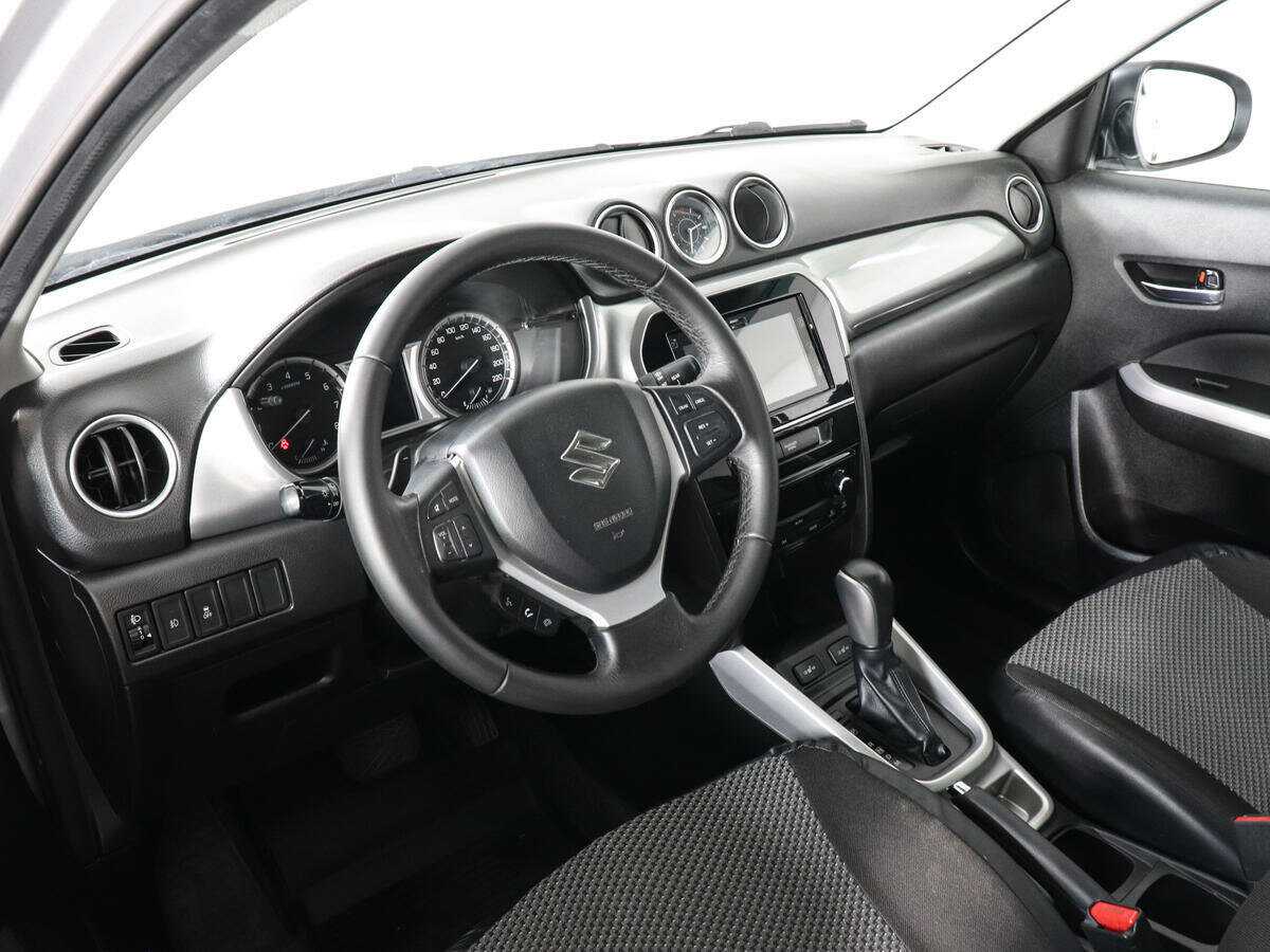 Suzuki Vitara б/у, 2016, Автоматическая. Фото: #8