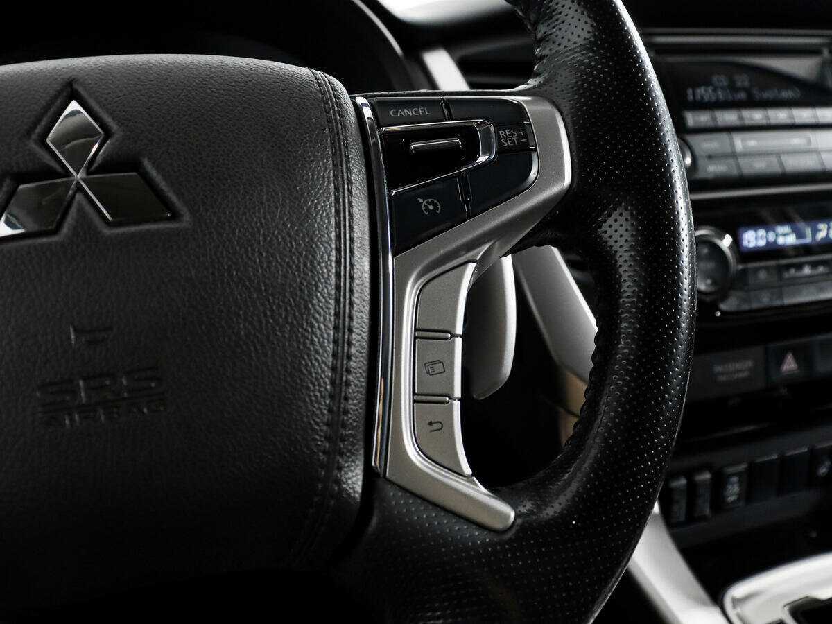 Mitsubishi Pajero Sport б/у, 2017, Автоматическая. Фото: #15