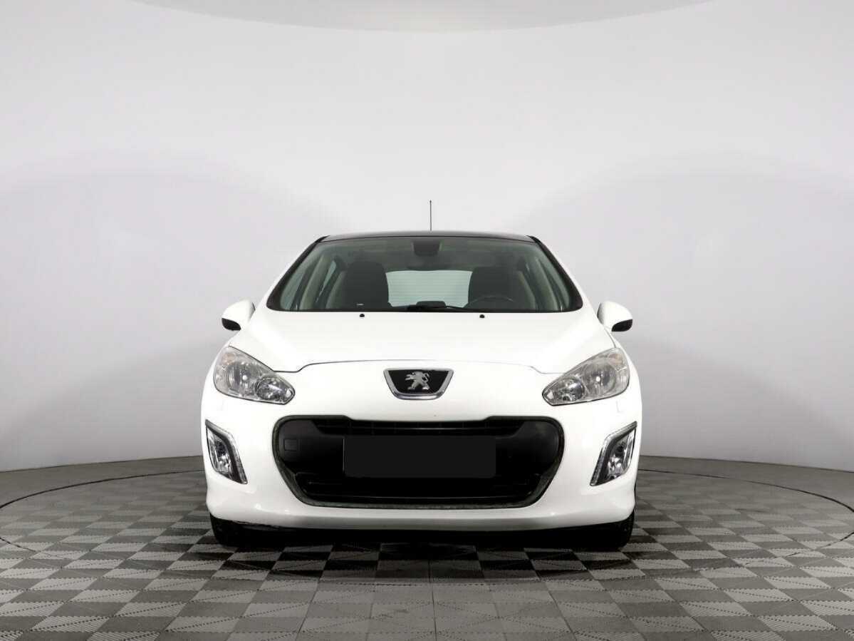 Peugeot 308 б/у, 2012, Автоматическая. Фото: #1