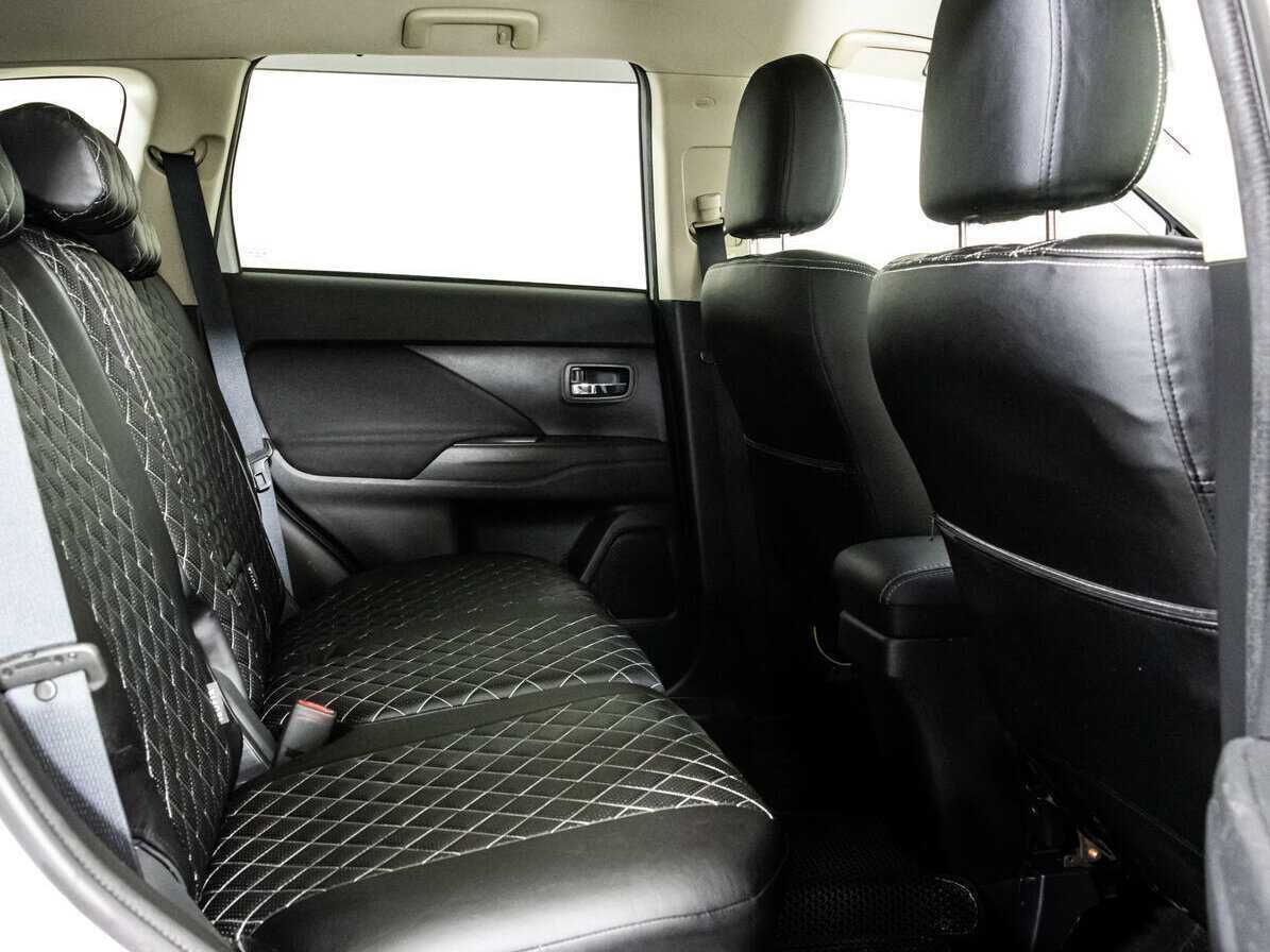 Mitsubishi Outlander б/у, 2020, Вариатор. Фото: #13