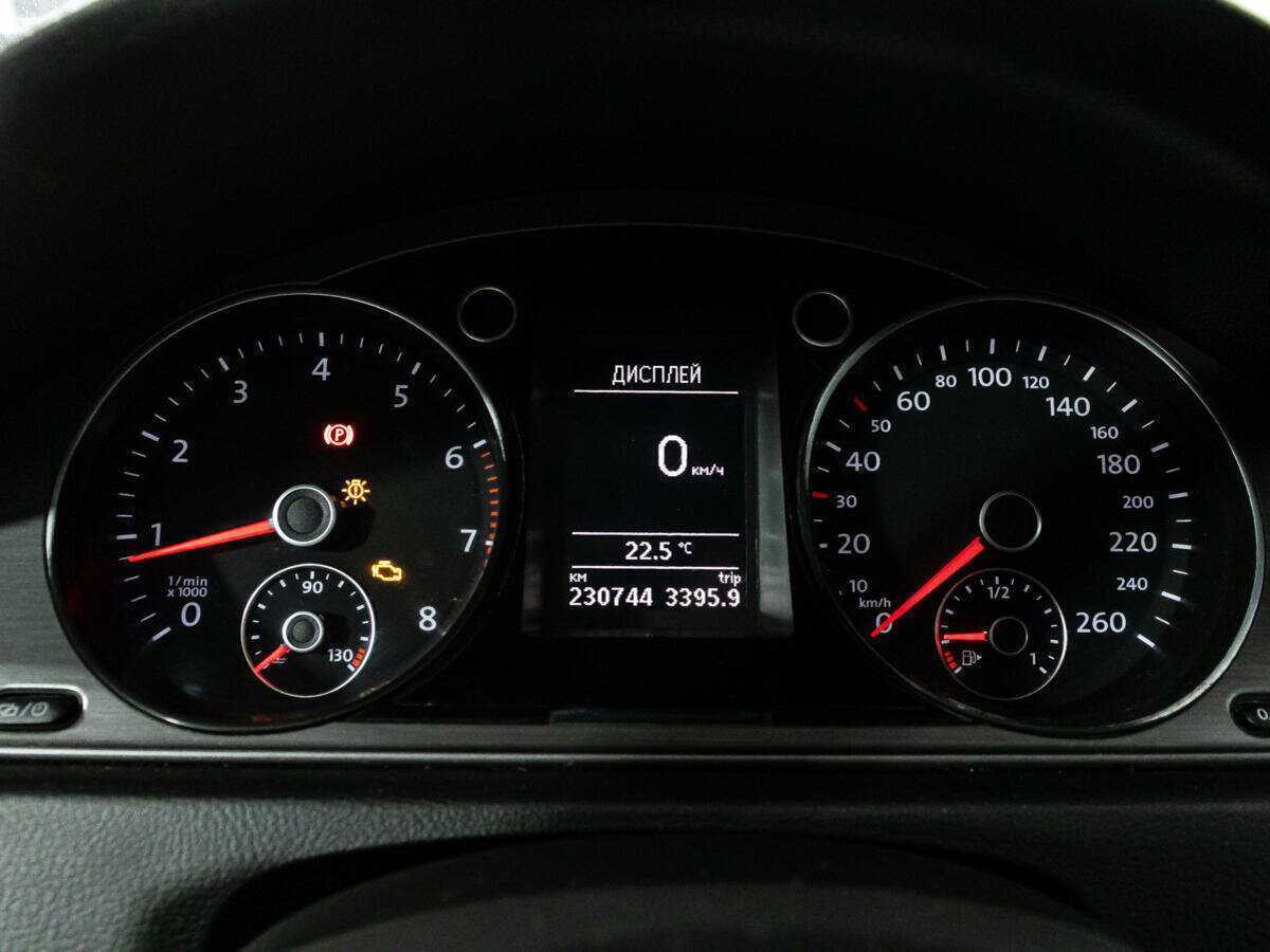 Фольксваген Пассат б/у, 2013, Механическая. Фото: #11