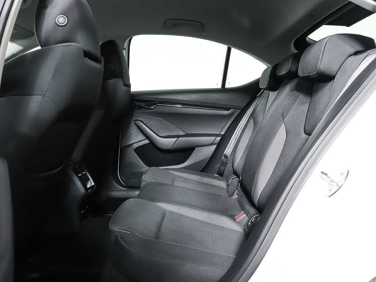 Skoda Octavia б/у, 2021, Автоматическая. Фото: #9