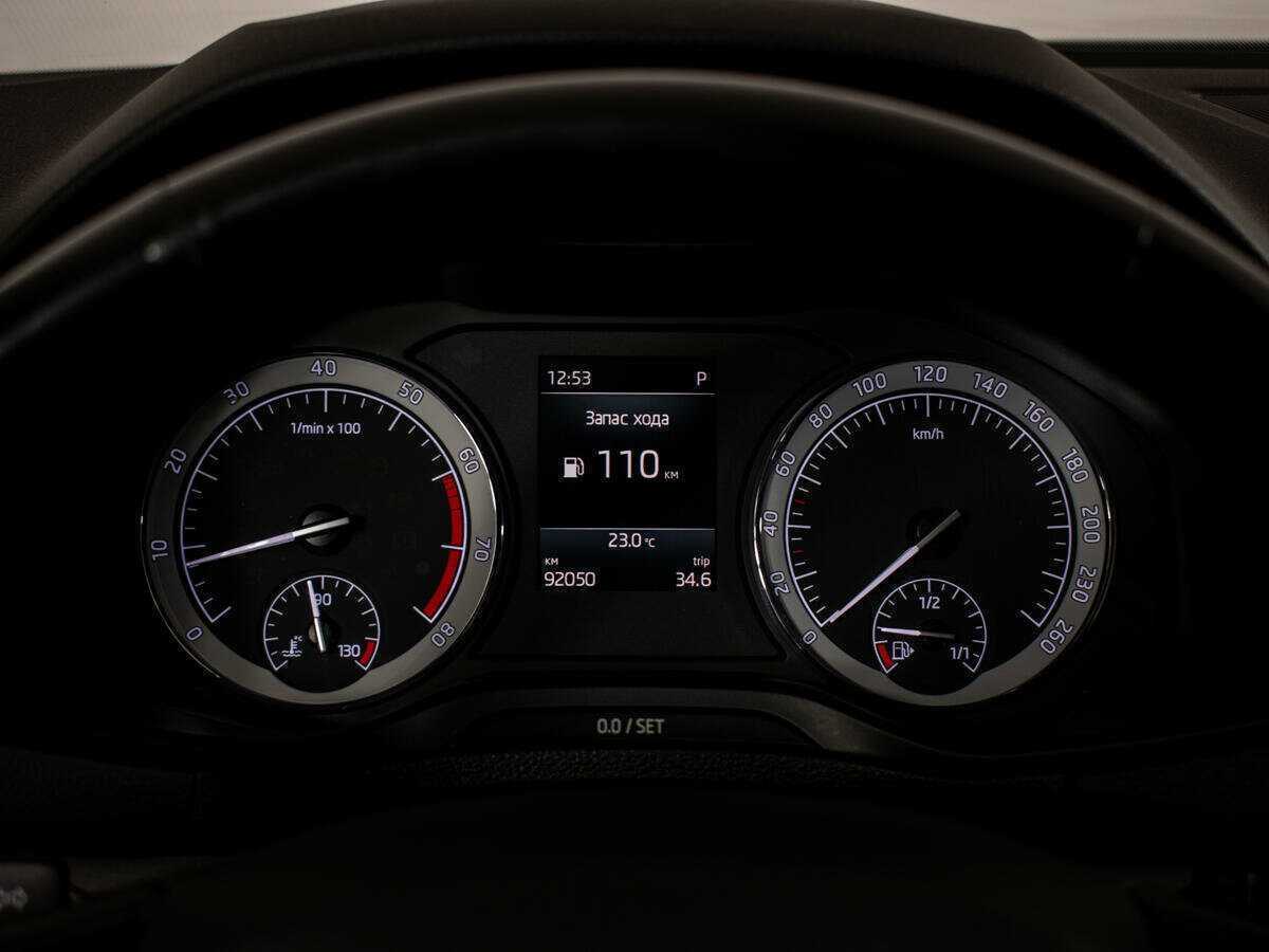 Skoda Karoq б/у, 2020, Автоматическая. Фото: #11