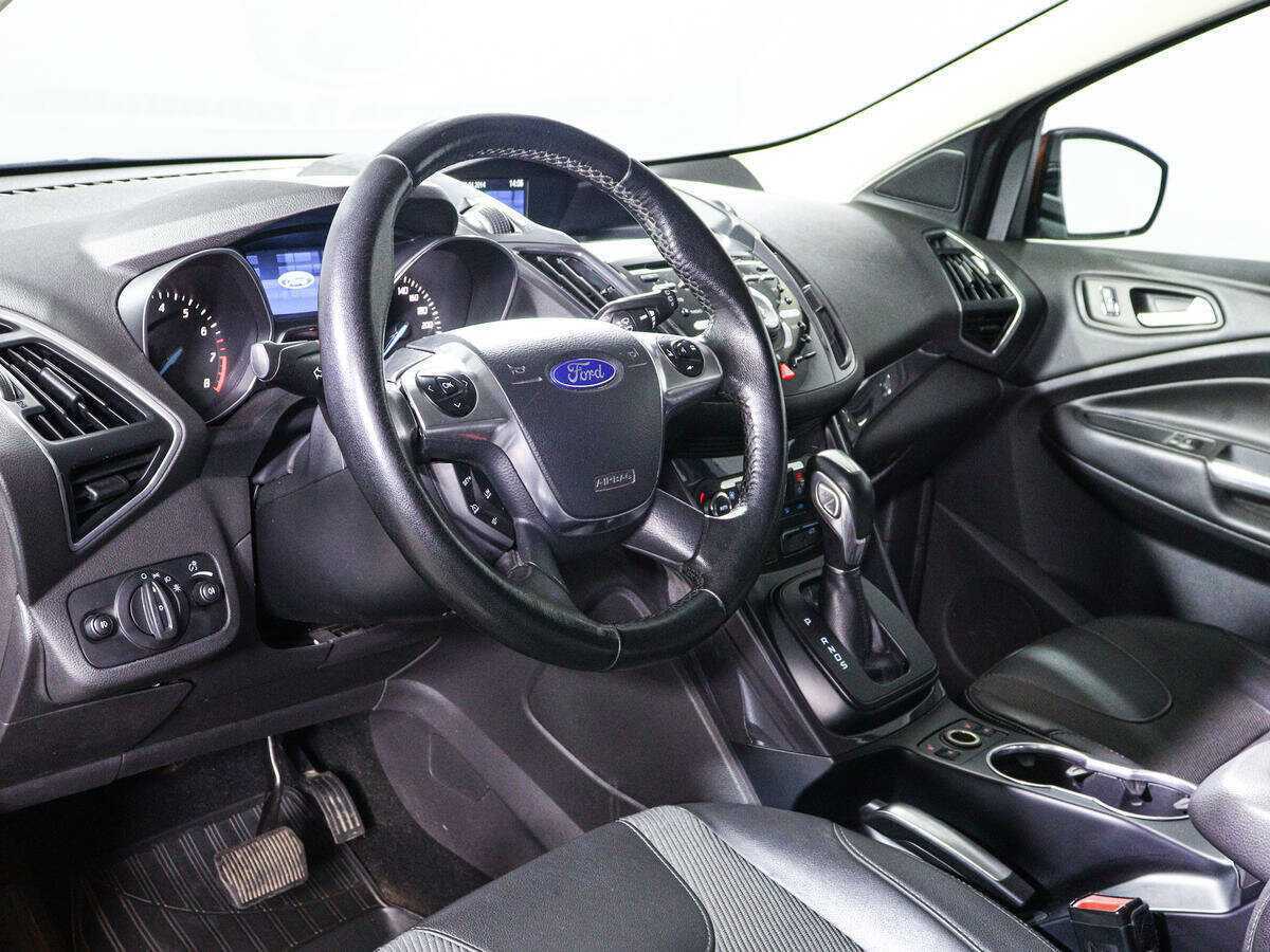 Ford Kuga б/у, 2014, Автоматическая. Фото: #13
