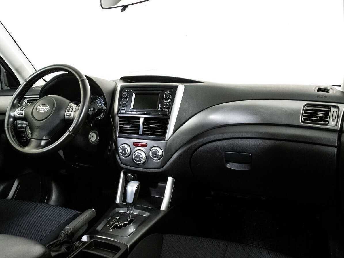 Subaru Forester б/у, 2012, Автоматическая. Фото: #6