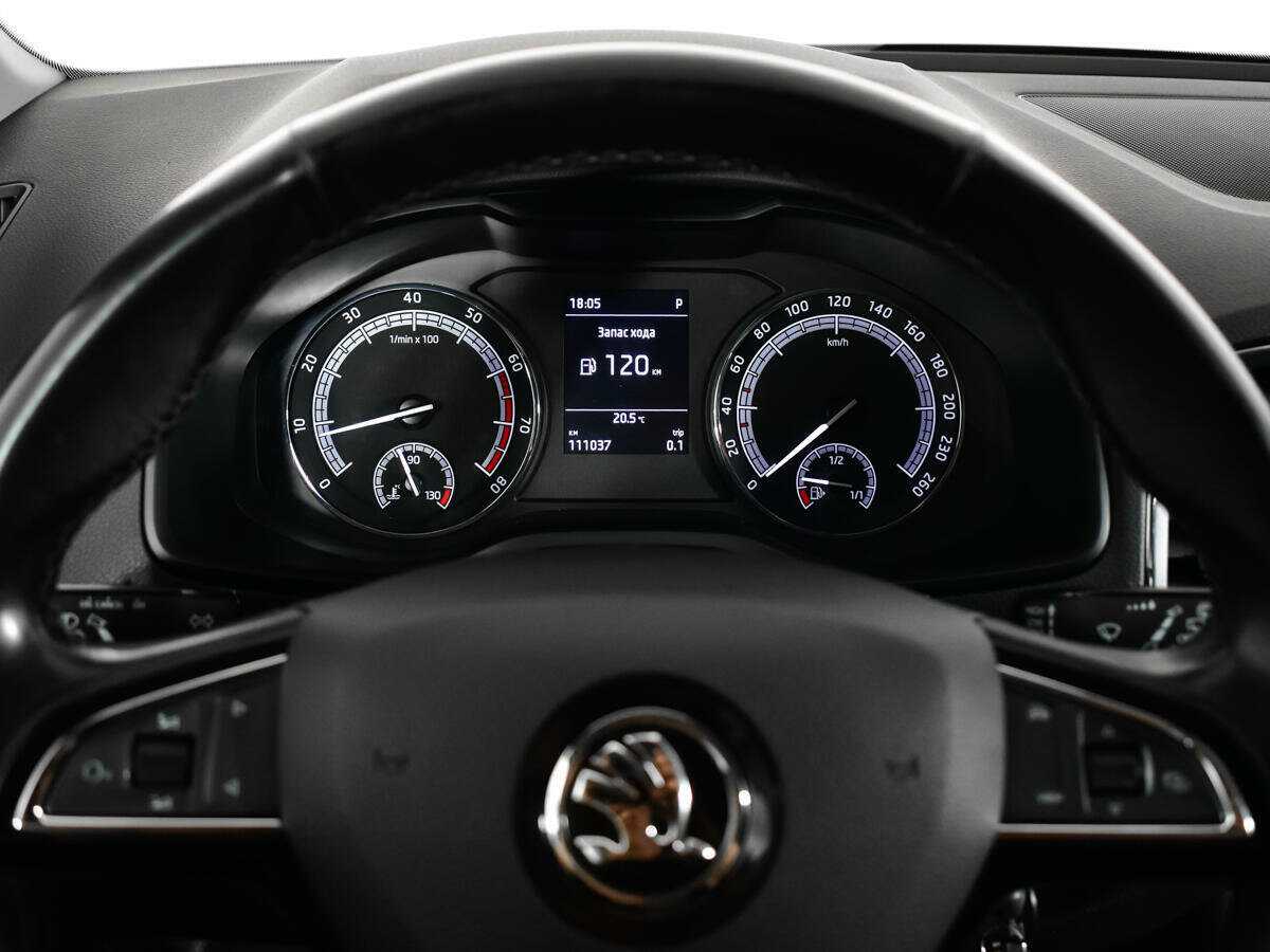 Skoda Karoq б/у, 2020, Автоматическая. Фото: #8