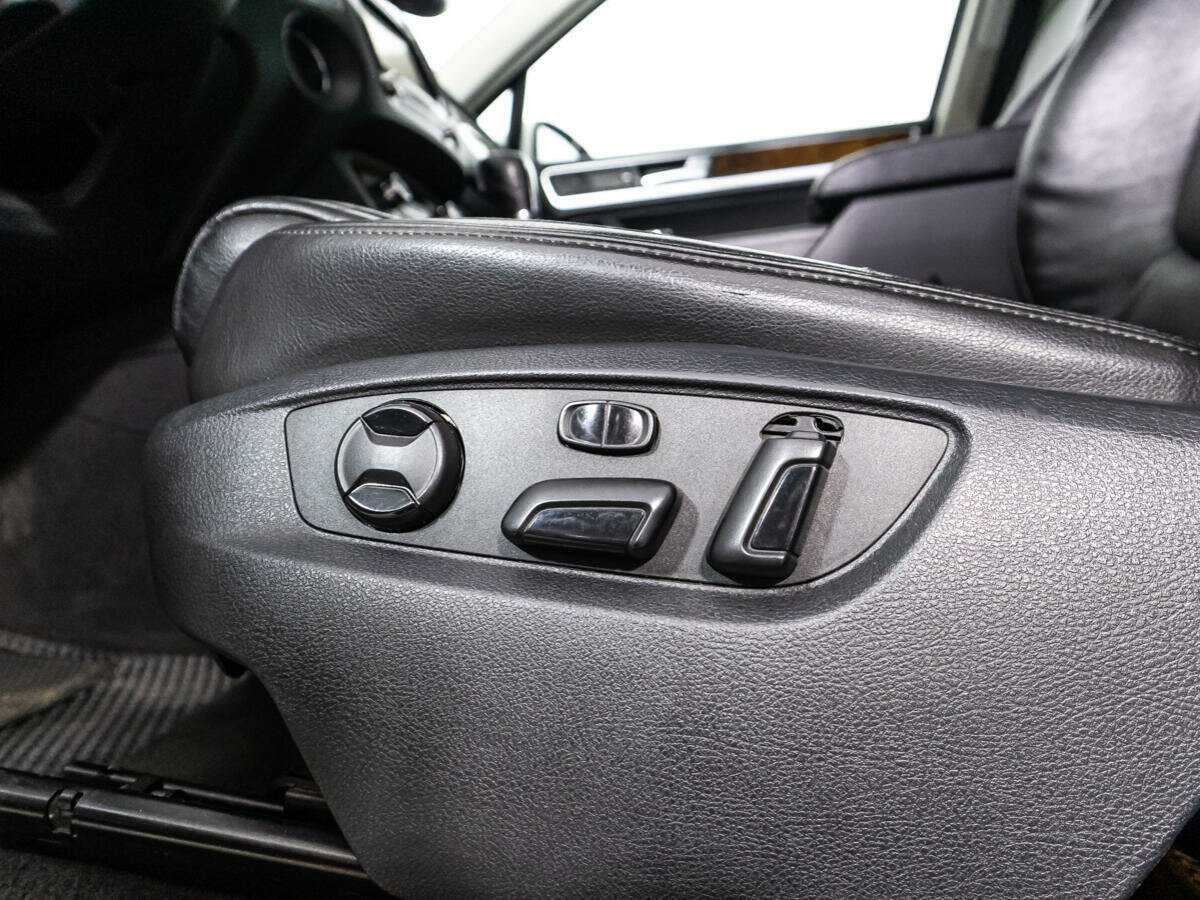 Фольксваген Туарег б/у, 2013, Автоматическая. Фото: #15