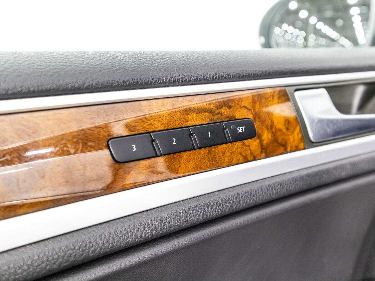 Фольксваген Туарег б/у, 2013, Автоматическая. Фото: #16