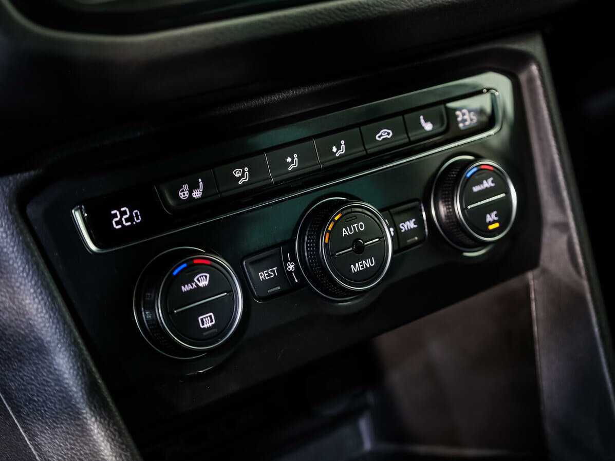 Volkswagen Tiguan б/у, 2019, Роботизированная. Фото: #13