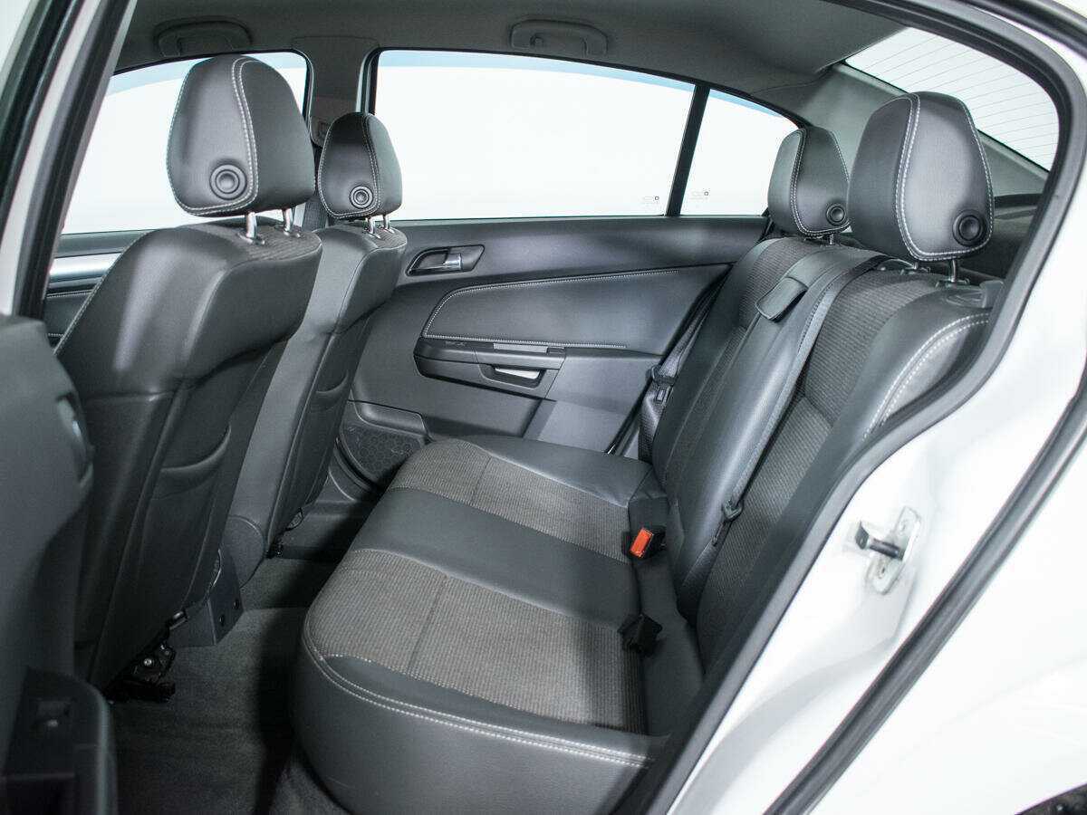 Опель Астра б/у, 2014, Механическая. Фото: #9