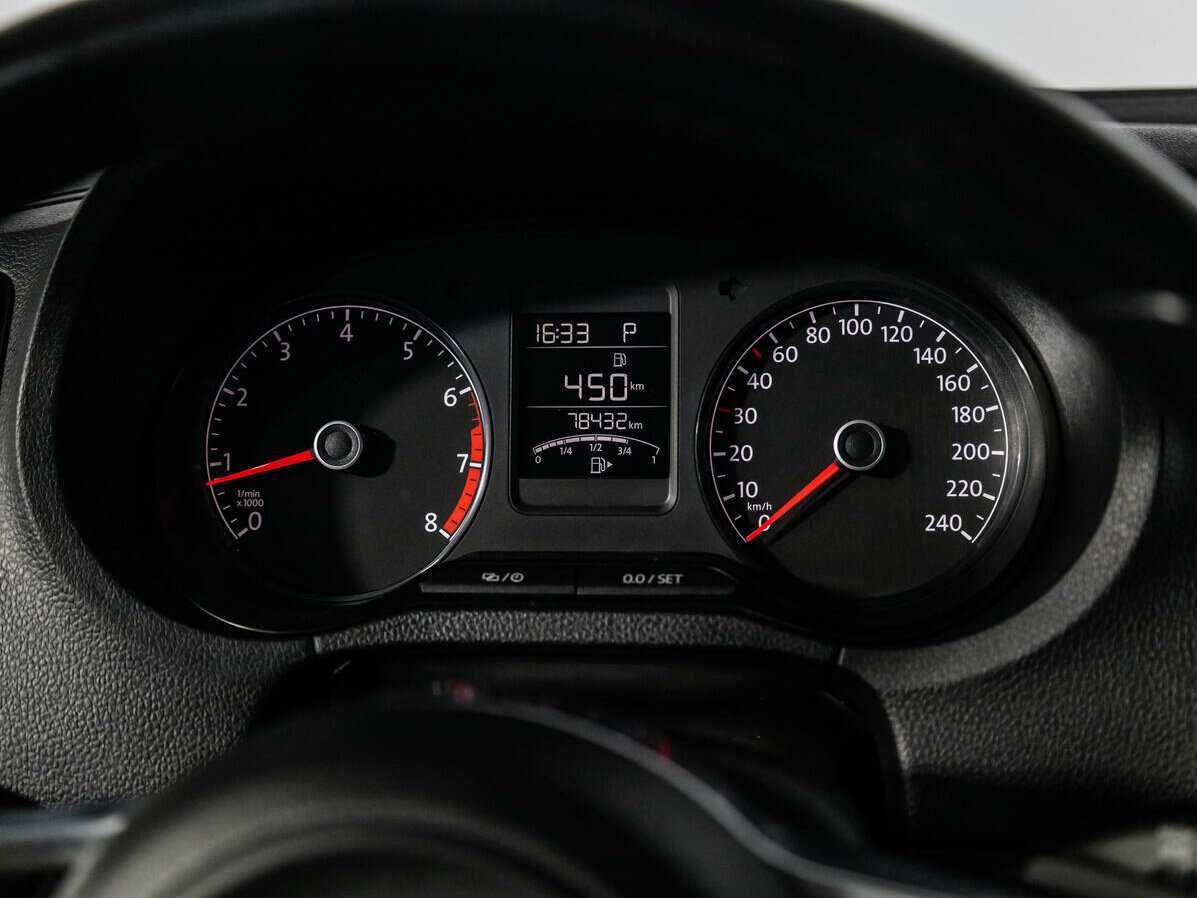 Volkswagen Polo б/у, 2018, Роботизированная. Фото: #10