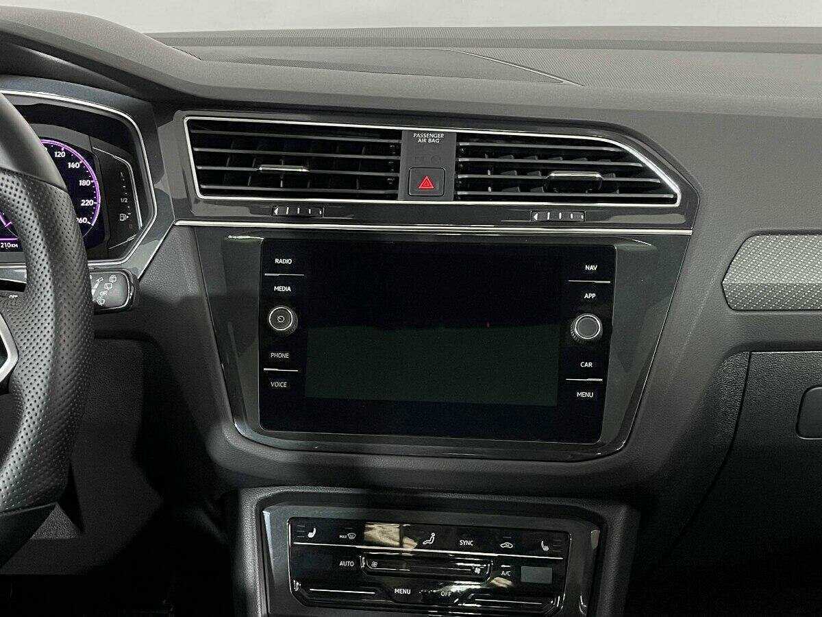 Volkswagen Tiguan б/у, 2021, Роботизированная. Фото: #11