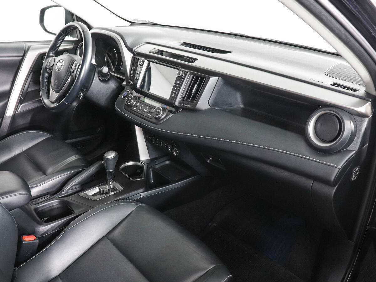 Toyota RAV4 б/у, 2018, Автоматическая. Фото: #9