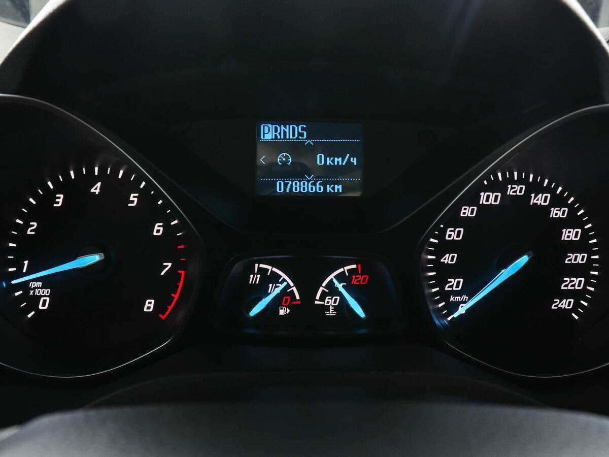 Ford Kuga б/у, 2015, Автоматическая. Фото: #10