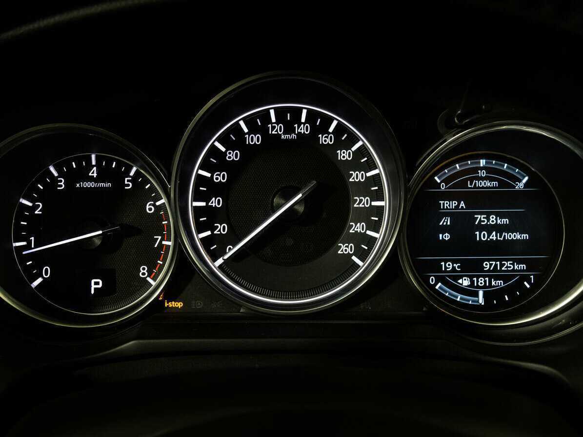 Мазда 6 б/у, 2017, Автоматическая. Фото: #15