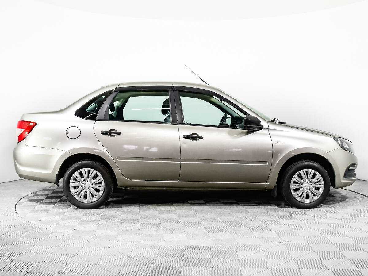 Лада (ВАЗ) Гранта б/у, 2020, Механическая. Фото: #3