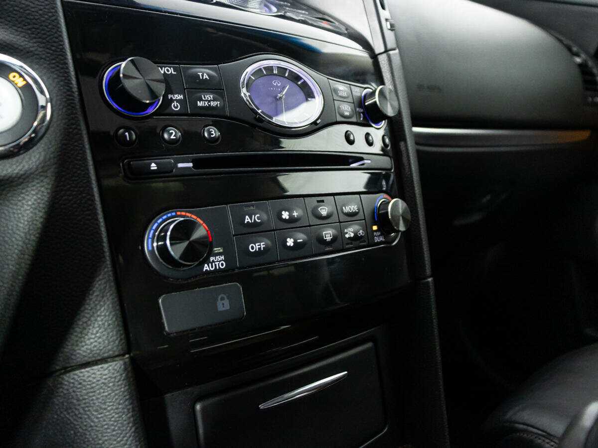 Infiniti FX б/у, 2012, Автоматическая. Фото: #16