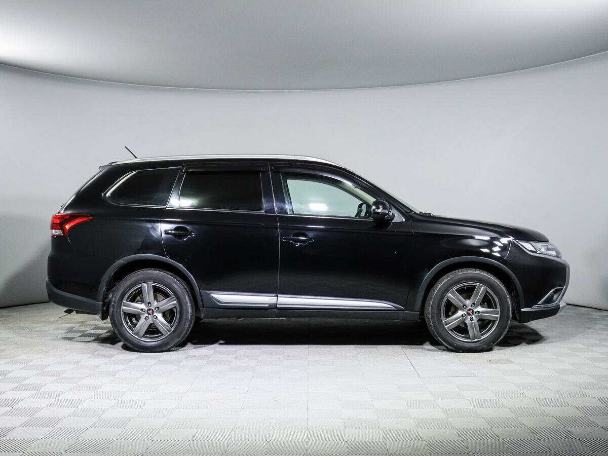 Mitsubishi Outlander б/у, 2016, Вариатор. Фото: #3