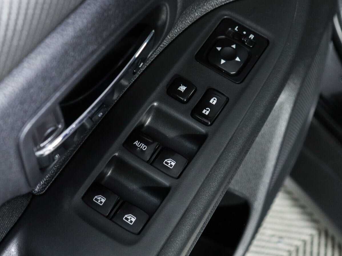 Mitsubishi Outlander б/у, 2016, Вариатор. Фото: #14
