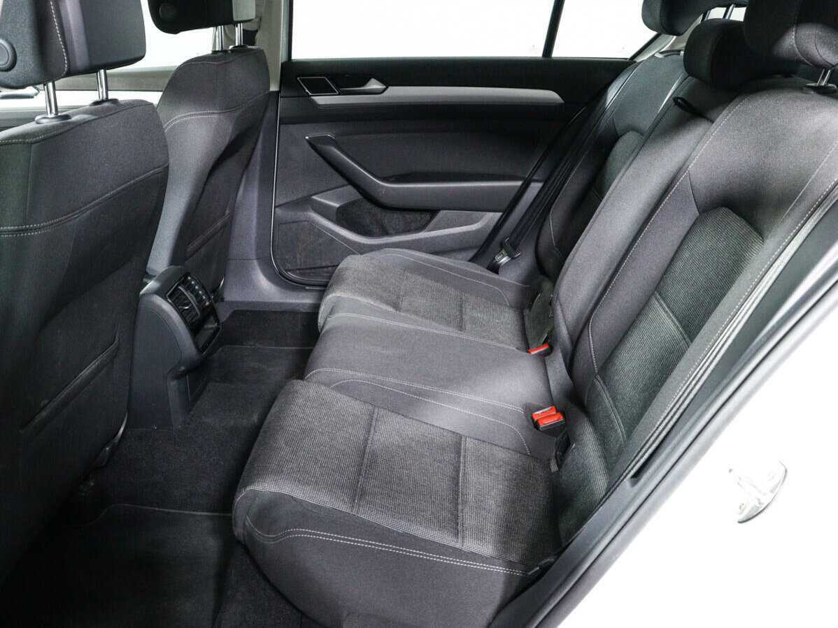 Фольксваген Пассат б/у, 2019, Роботизированная. Фото: #7