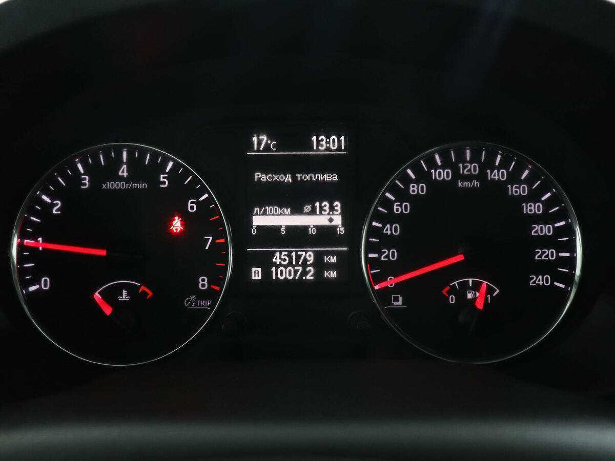 Nissan X-Trail б/у, 2014, Механическая. Фото: #10