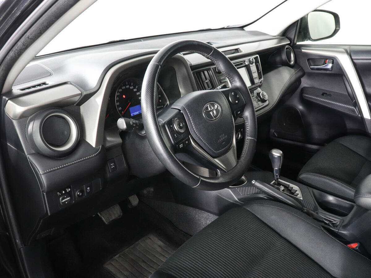 Toyota RAV4 б/у, 2014, Автоматическая. Фото: #8